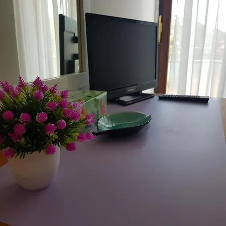 Cuzela-papata Appartement Tisno