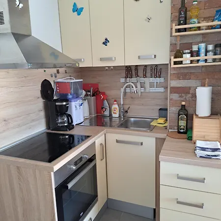 Cuzela-papata * Tisno