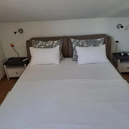 Cuzela-papata Apartment *