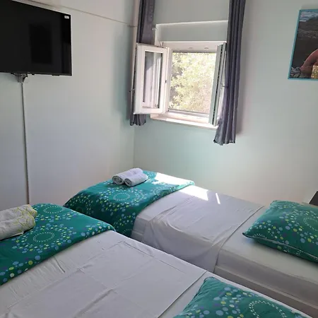 Cuzela-papata * Tisno