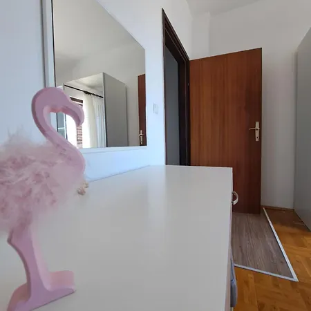 Cuzela-papata * Tisno