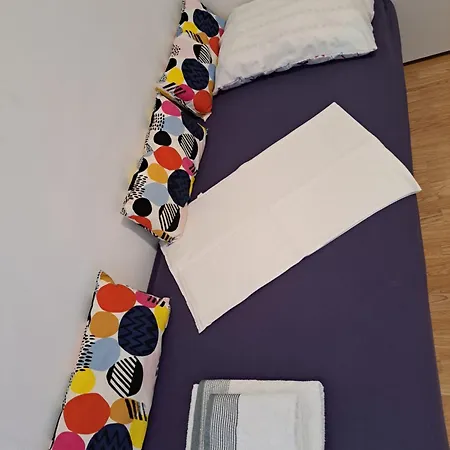 Cuzela-papata * Tisno